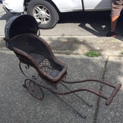 1860s Antique Doll Carriage