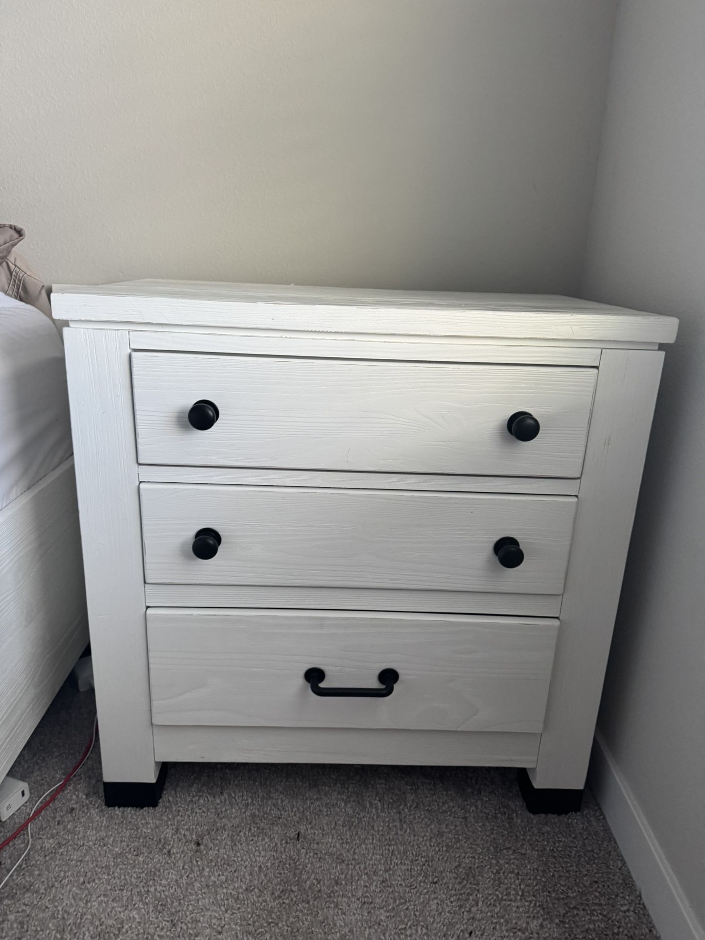 White Wood Nightstands With USB (set)