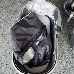Uppababy bassinet 