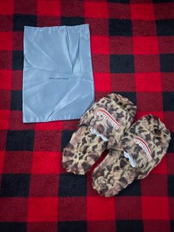 Balenci Cheetah Print Slides