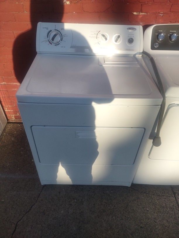 Electric 220 Whirlpool Dryer Working Great Condition