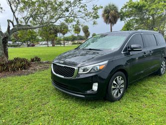  2017   KIA Sedona