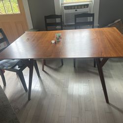 West Elm Midcentury Expandable dining Table 