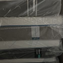 King Queen Size Tempurpedic ProAdapt,  ProBreeze,  LuxeBreeze Mattress  Pro Breeze /Luxe Adapt /Pro Adapt /Adapt /cloud /Tempur pedic contour Supreme 
