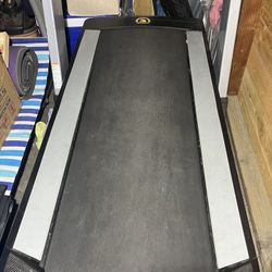 Just Trying To Free Up Some Space. Seeing If Anyone Wants To Take It (I Have No Idea Why) Before I Get It Scrapped.