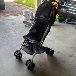 QB Travel Stroller Perfect For Overhead Bin On Airplanes