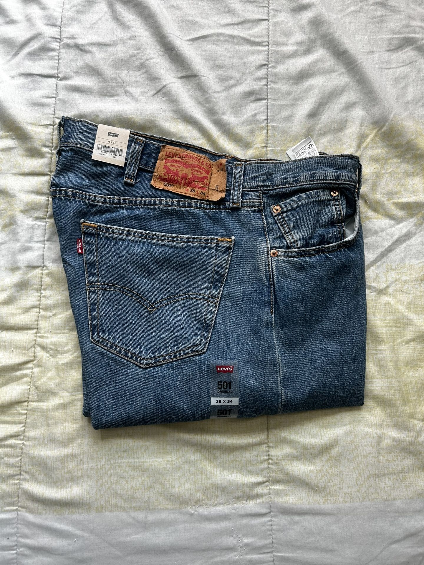 New Levis 501