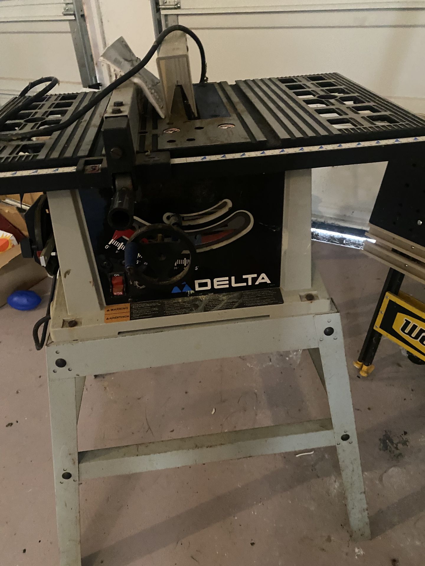 Delta Table Saw