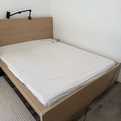 Full size bed & mattress 