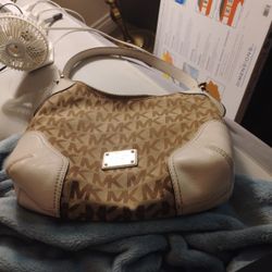 M.Kors hand bag