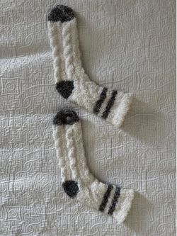 Soft, fuzzy Socks, size small, 1 pair