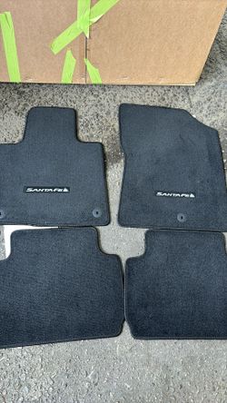 Brand New Set Of Floor Mats Original Hyunday Parts