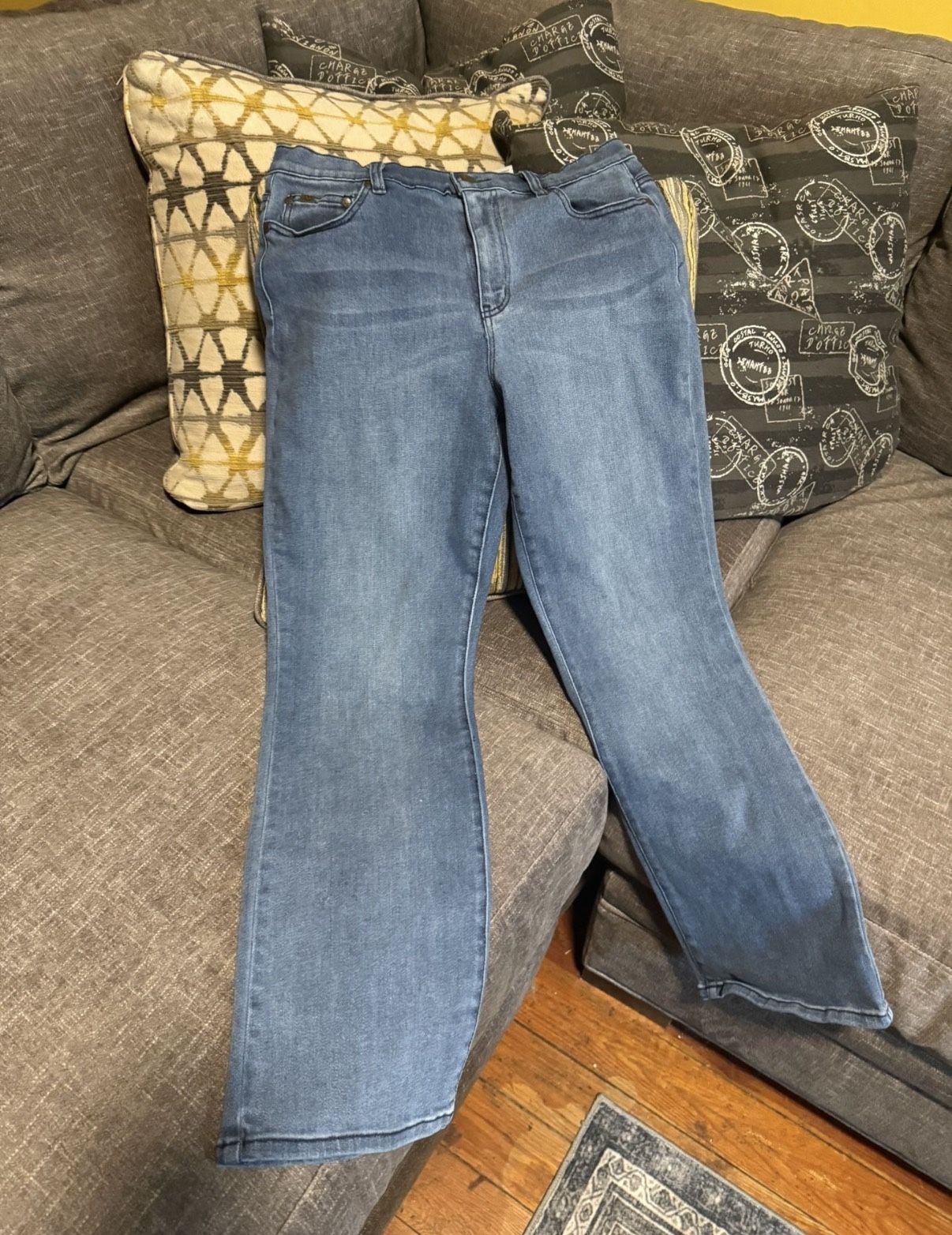 Gently Worn Bootcut Diane Gilman DG2 Size 14 Petite Denim Jeans
