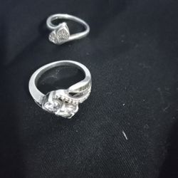 SILVER DIAMOND RINGS