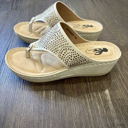 G.C. Shoes Women's Wagner Embellished Comfortable Wedge Sandals (off-white) Size 7