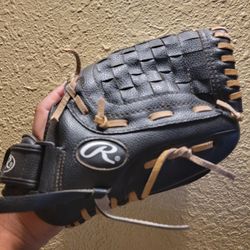 Youth Baseball Glove 11.5 Used Mint Condition 
