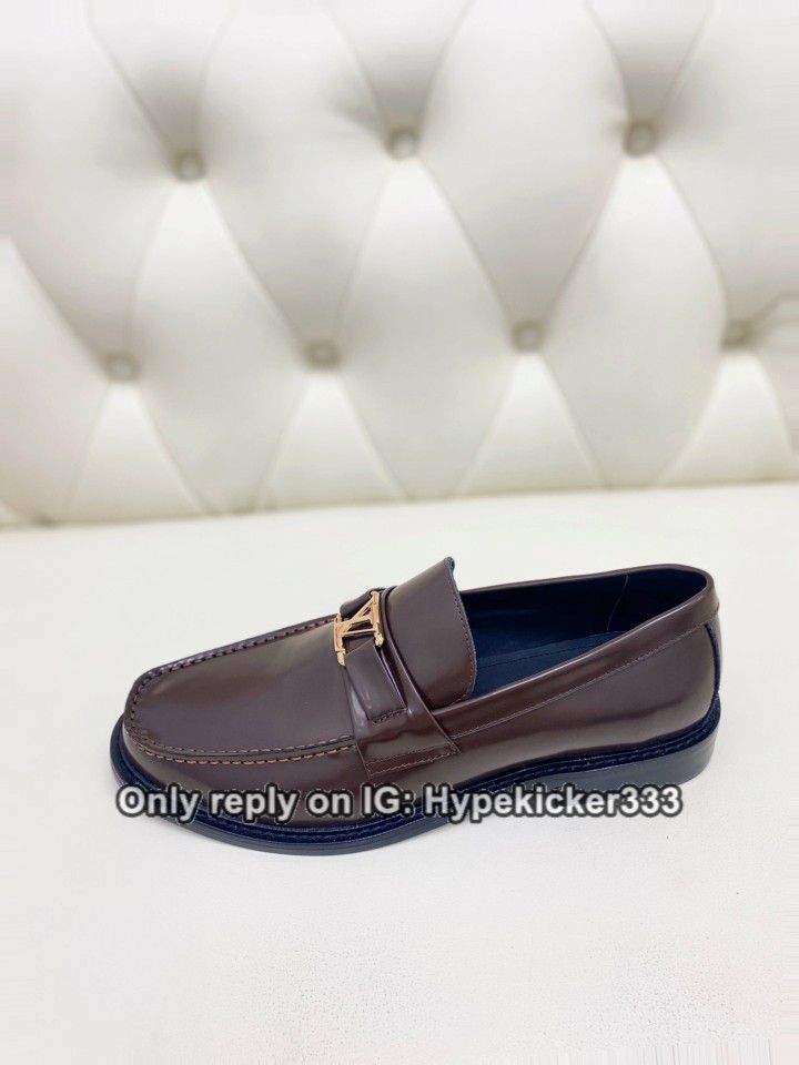 Louis Vuitton LV leather LV dress shoes Never been worn for Sale in Pompano  Beach, FL - OfferUp