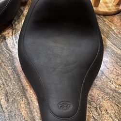 Harley Seat 
