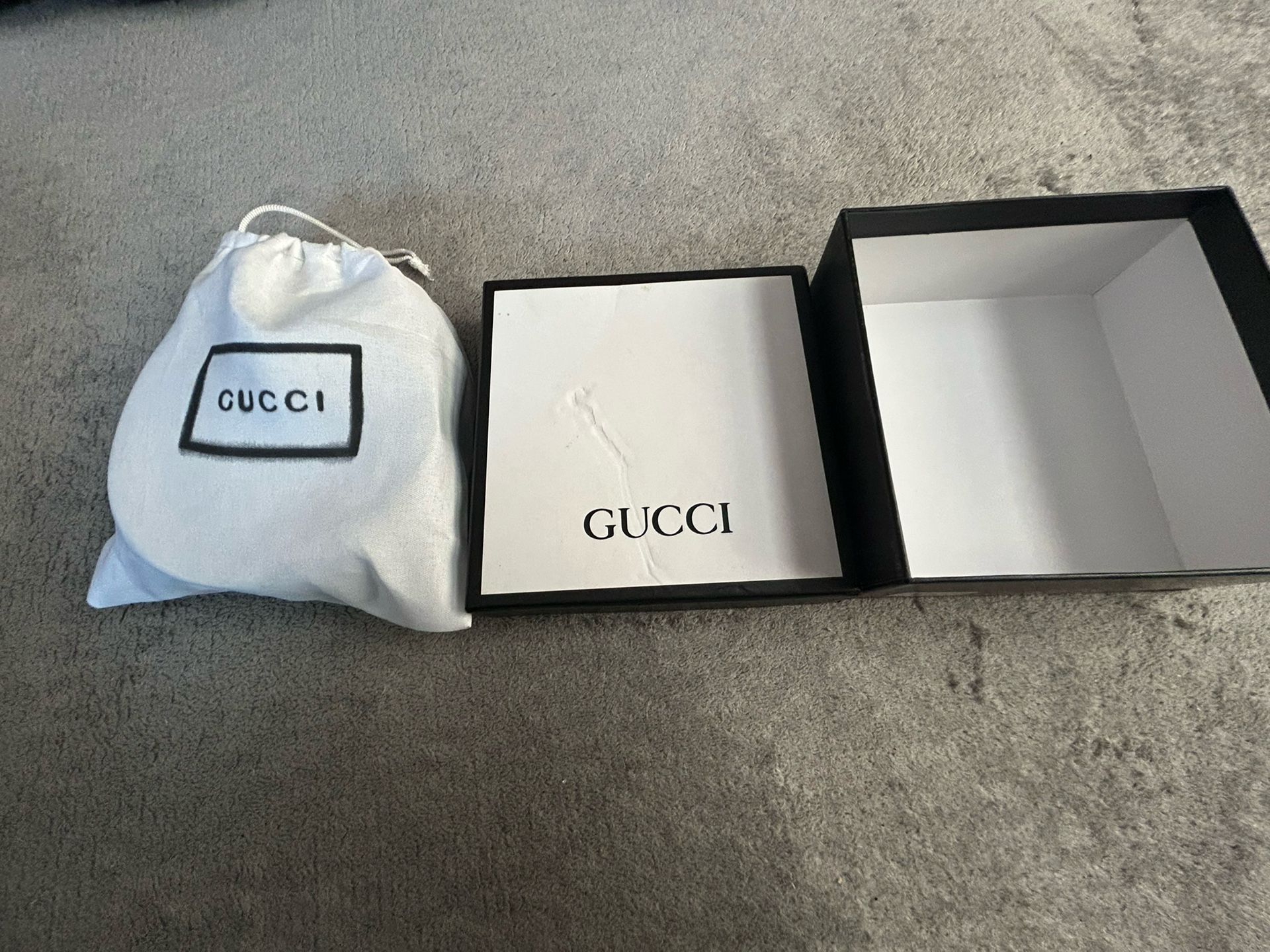 GUCCI Leather GG Marmont Wide Belt (black)