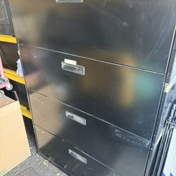 Filing Cabinet  Large