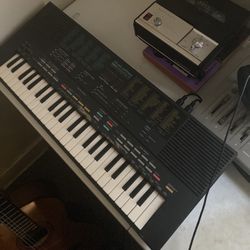 Yamaha PSS-480 Keyboard/FM Synthesizer/MIDI Keyboard
