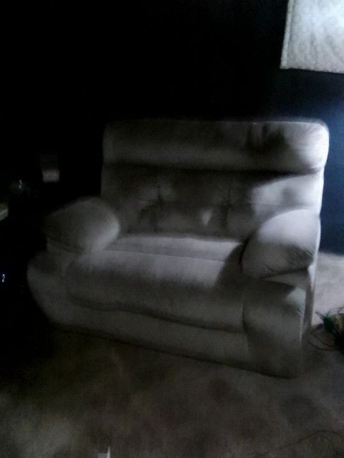 Big Boy Recliner
