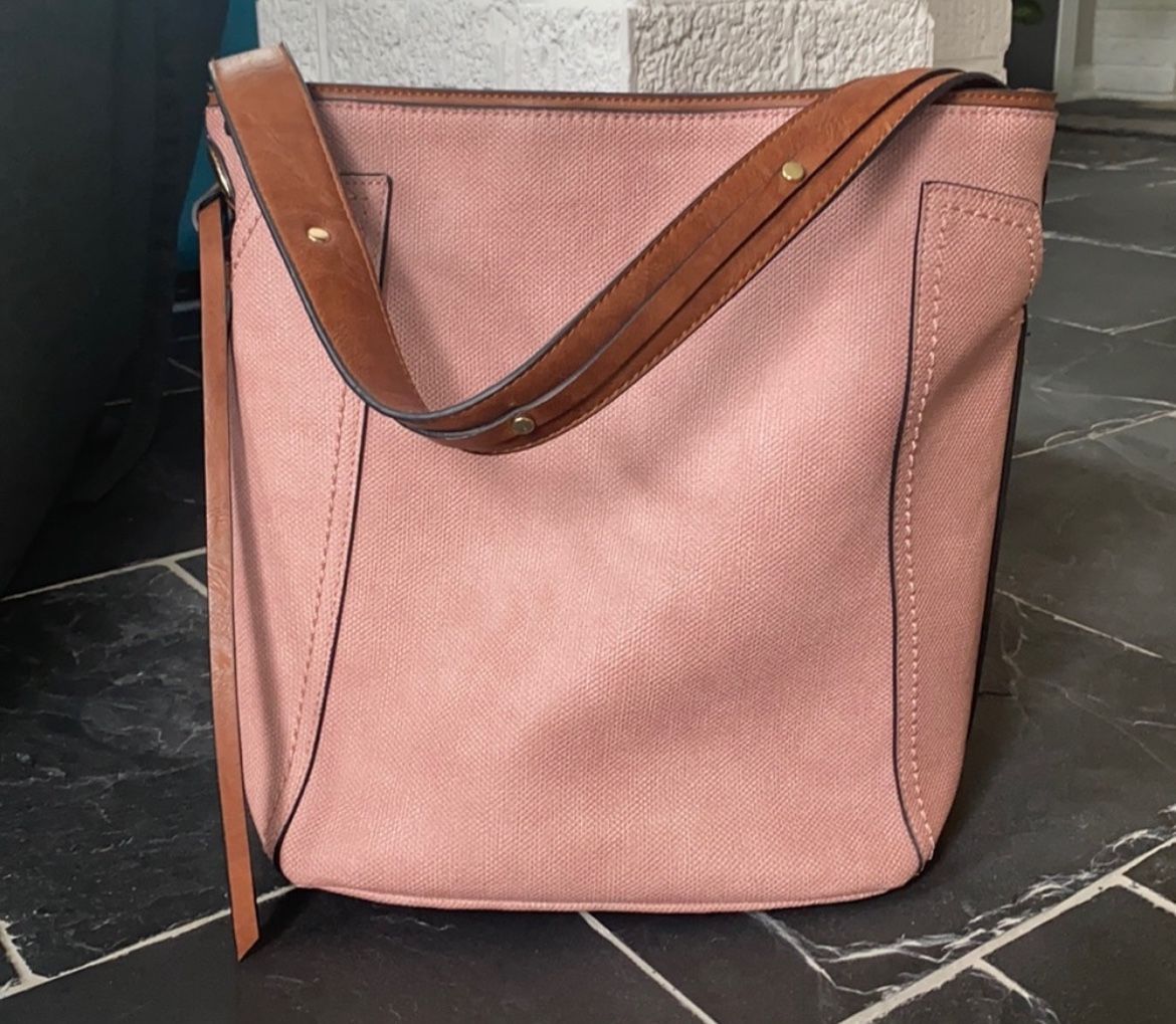 Woman’s Tote Bag