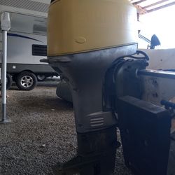 30 Horse 3 Cylinder 1996 Evinrude 