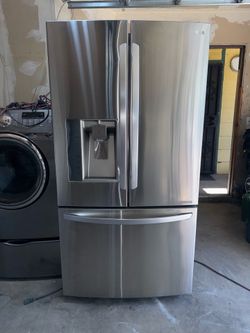 Refrigerador LG Counter Deep everything working3 Month Warranty we Deliver