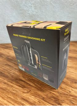 Beard Club Premium Grooming Kit – Trimmer, Brush & Oil – Like New