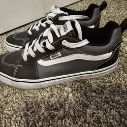 Boys Leather Van's- Size 6.5