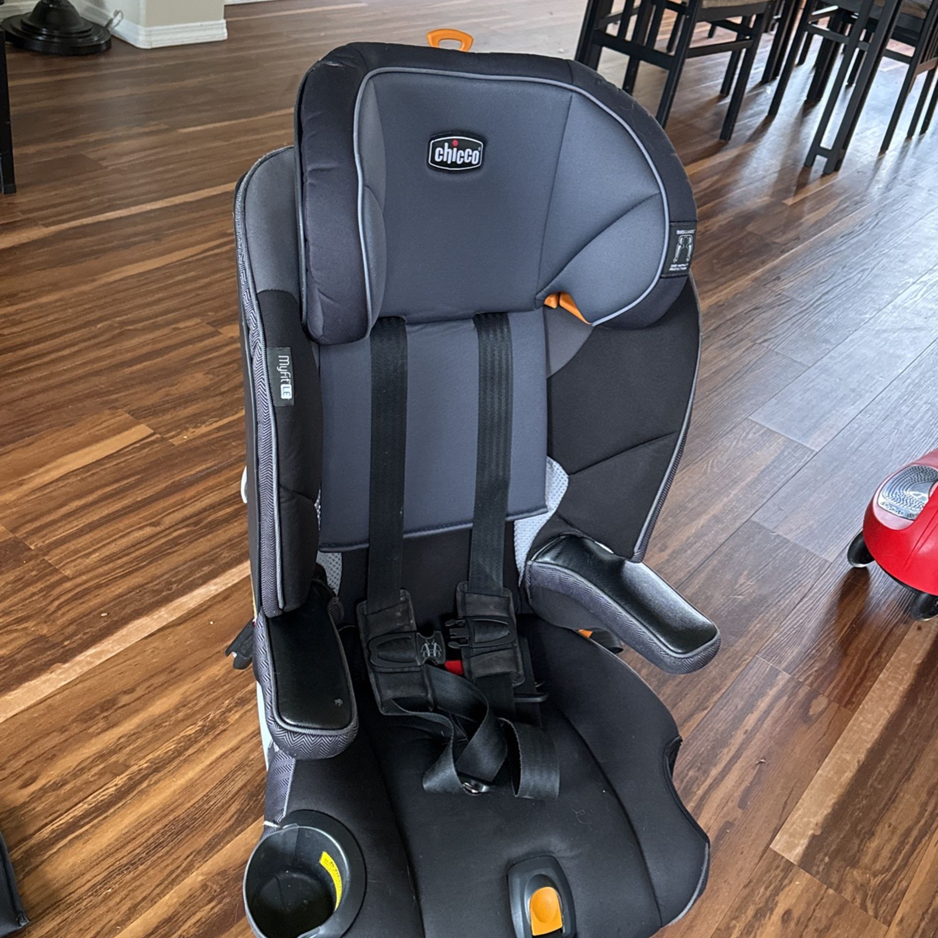 Chicco My fit Car Seat
