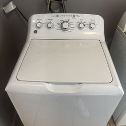 Washer GE . Likes New . Price Including Delivery