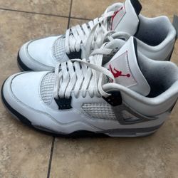 Jordan 4 Cement