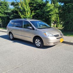 2005 Toyota Sienna