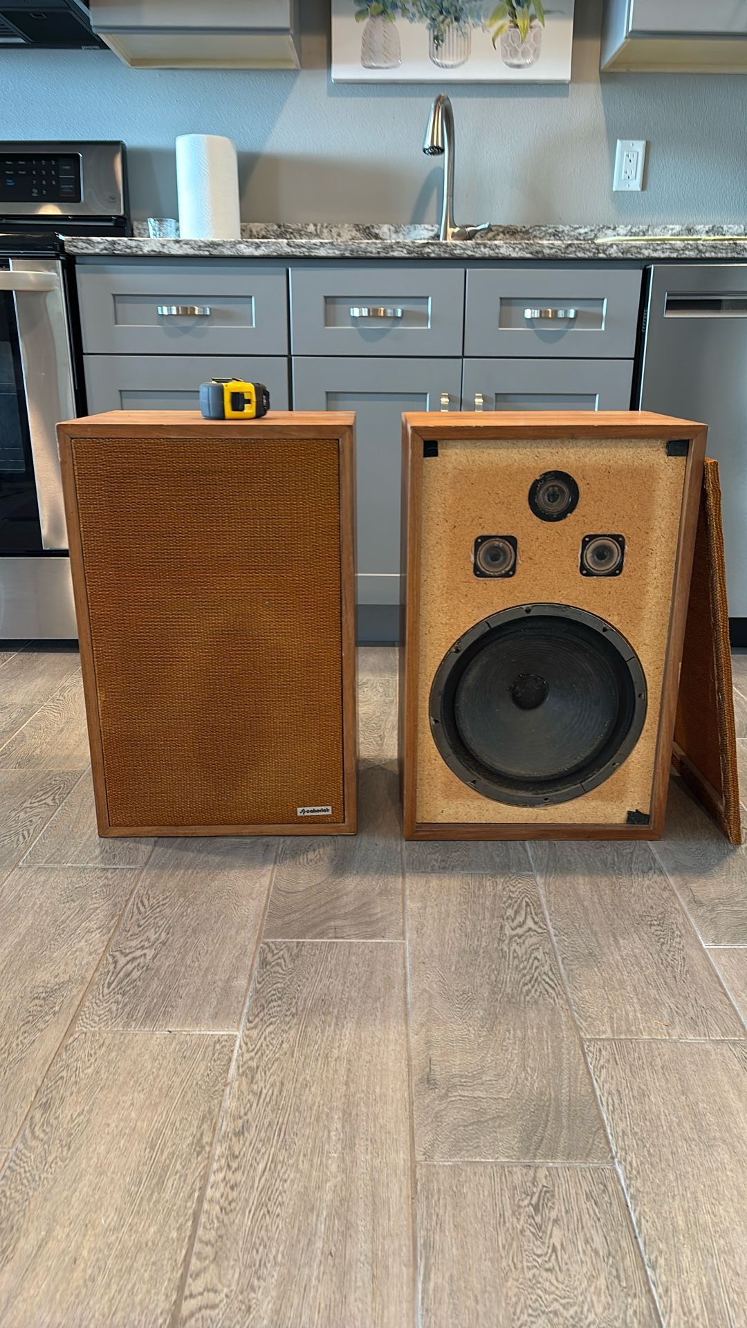 Speakerlab Speakers