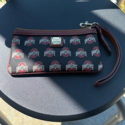 Dooney & Brourke Wallet 