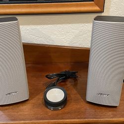 Bose Companion 20 Multimedia Speakers w/ Control Hub