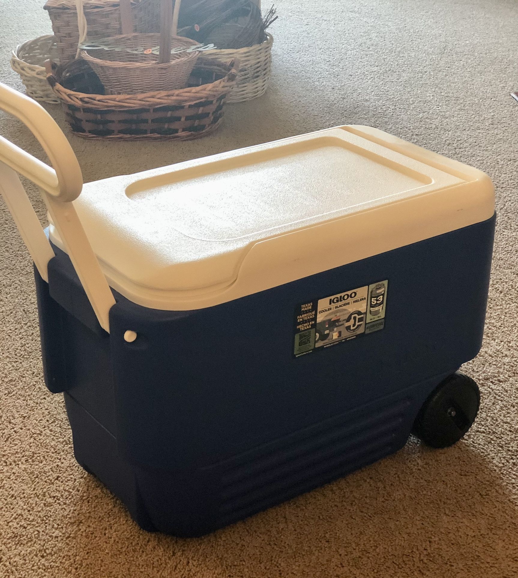 Igloo 38 Qt. Cooler With Wheels