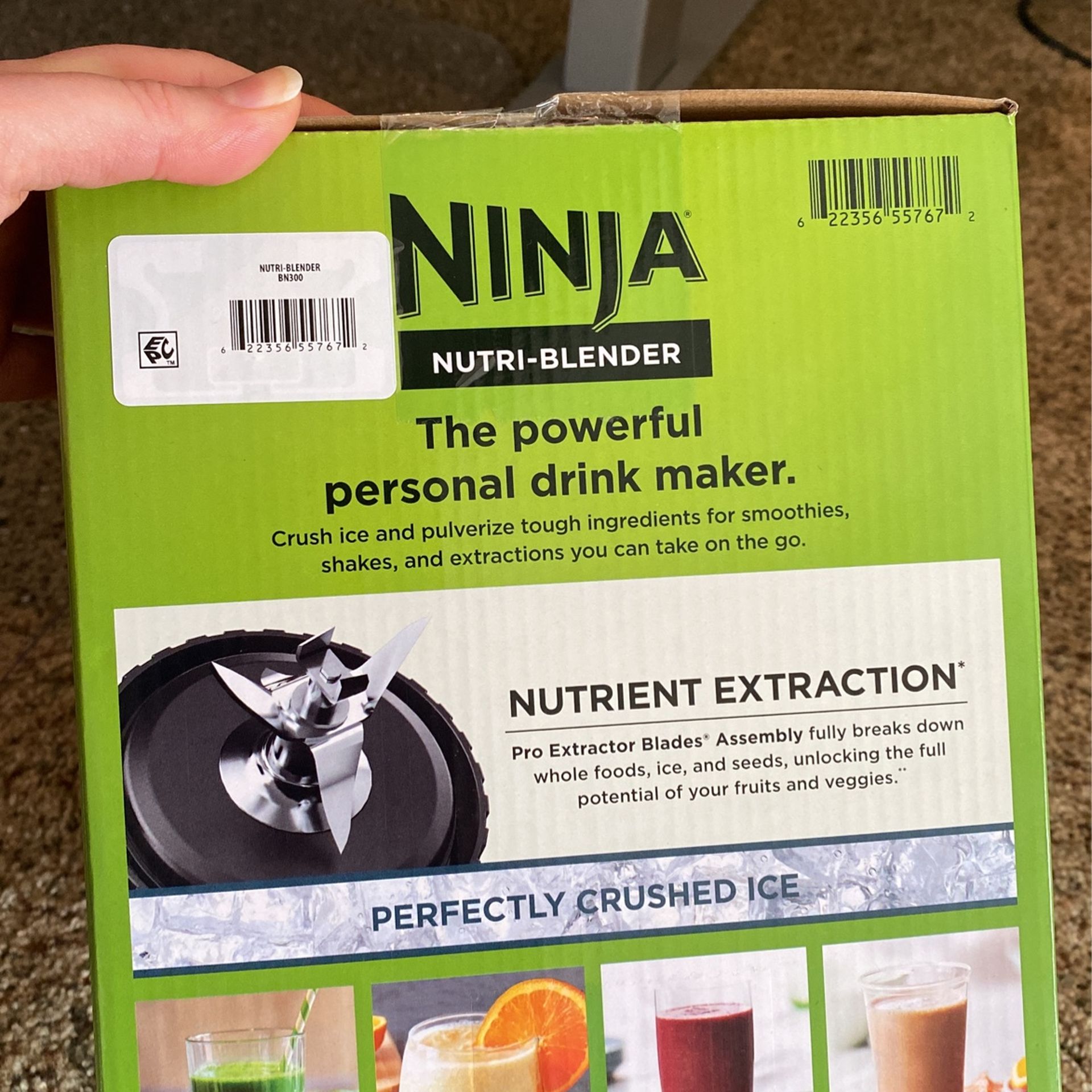 Nutri Ninja Auto iQ Pro Complete Table Top Blender Set with Cups and Recipe  Book for Sale in Tacoma, WA - OfferUp