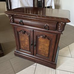 Bedside Tables / Night Stand 