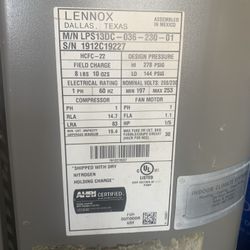 Lennox  R22 3ton Condenser 