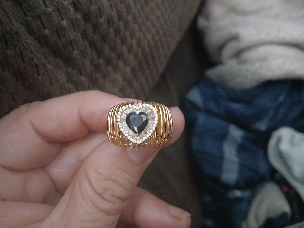 Gold Ring Size  10 $ 45