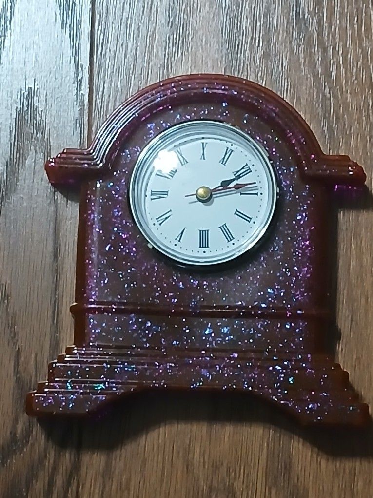 Clock/Color Of Your Choice