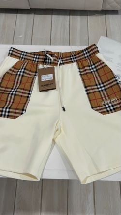 Burberry white shorts size L