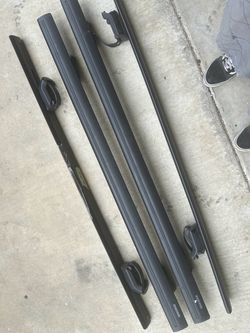 Yakima Roof Rack Cross Bars Set