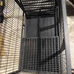 Dog Kennel/crate