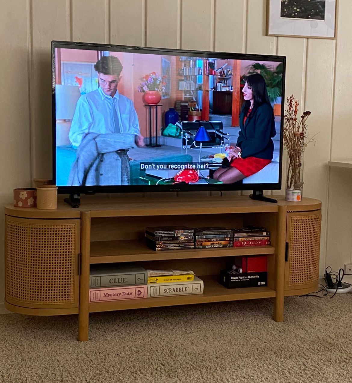 Media Console + 55” Smart TV