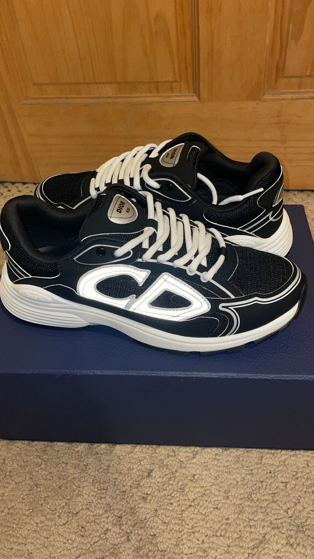 Dior B30s “Black/White”