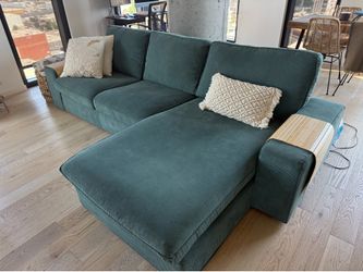 Sectional Sofa with Chaise